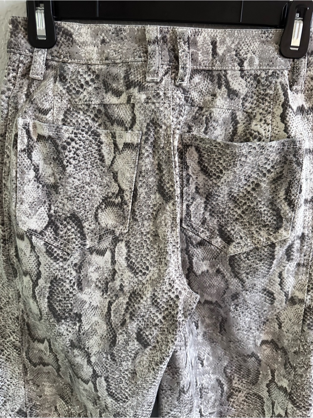 Snake Print Barrel Leg Jeans Women’s XS High‎ Rise Cropped Cotton Stretch Ankle - Picture 5 of 11